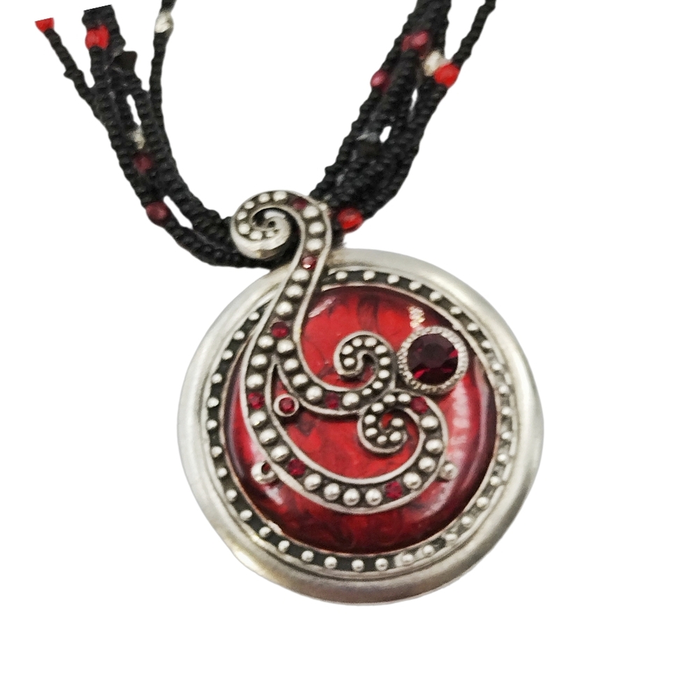 Chico’s Celtic Inspired Abstract Pendant with Ruby/Garnet Colors Stones Choker